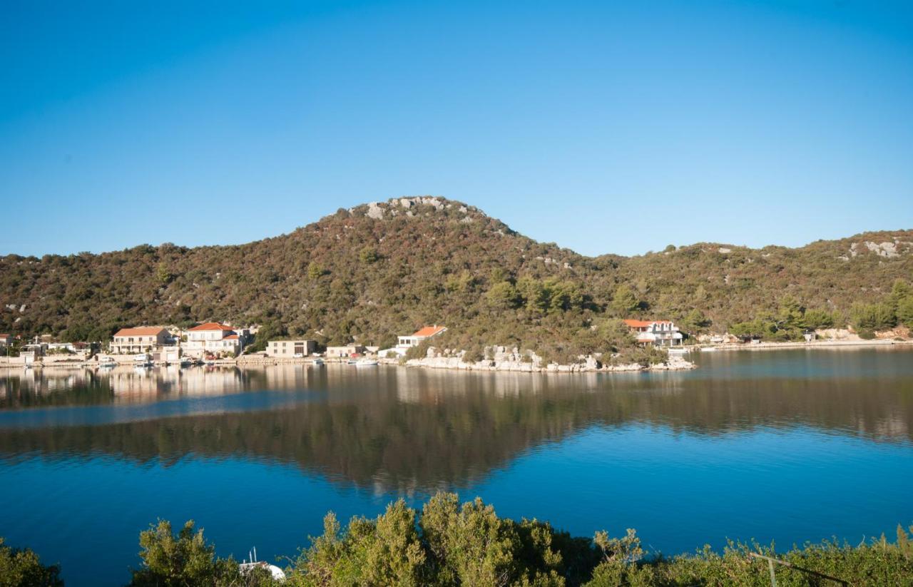 Apartmani Jagoda Lastovo Exterior photo