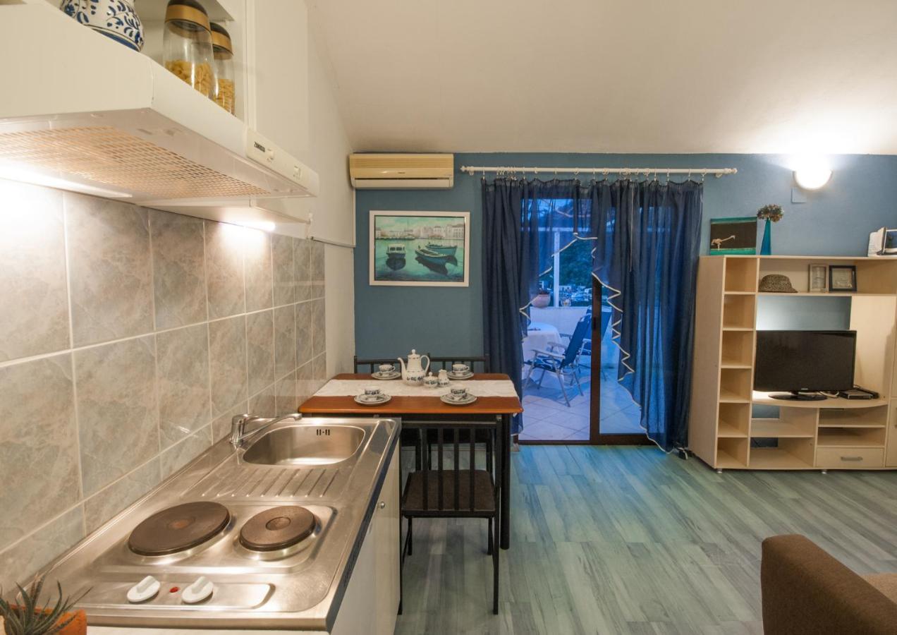 Apartmani Jagoda Lastovo Exterior photo