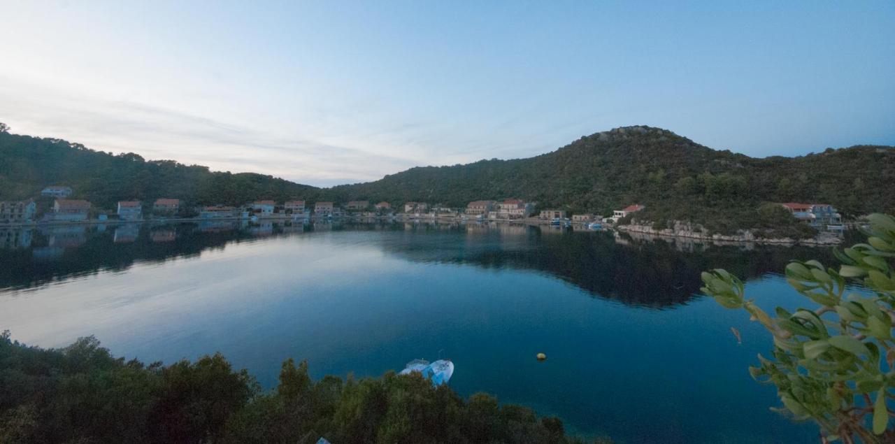 Apartmani Jagoda Lastovo Exterior photo