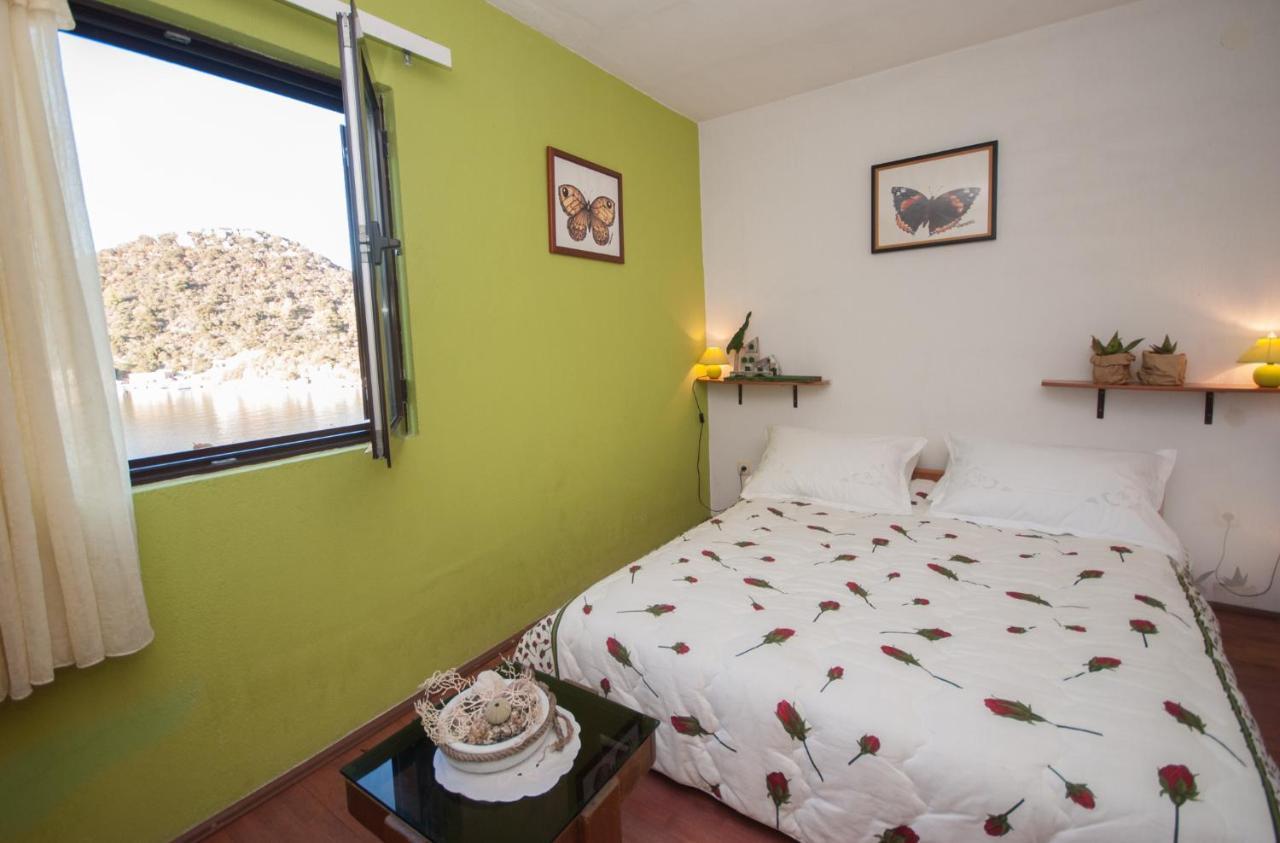 Apartmani Jagoda Lastovo Exterior photo